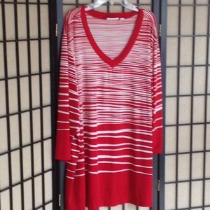 Susan graver size 2x top, v-neck